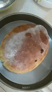 Egg raisin bread