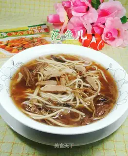 Pork gravy noodles