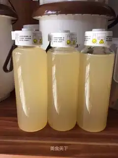 Apple clot fermentation