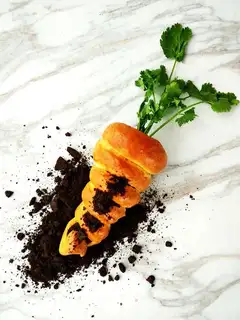 Carrot, soy-bread