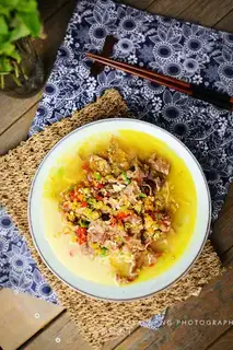 Gold-cracker soup, fat cow