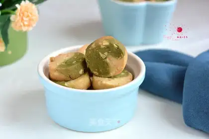Double almond cookies