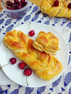 Carrot coconut bread