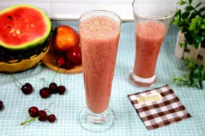 Watermelon grape juice