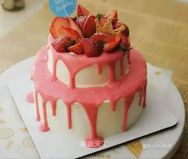 Strawberry chocolate cake