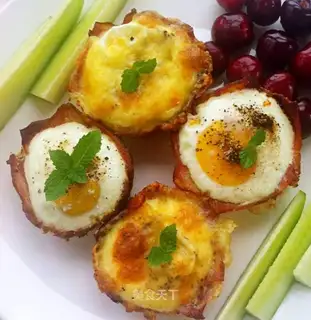 Double bacon roasted eggs