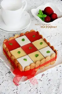 A nice, fresh mousse cup