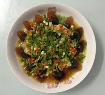 Garlic steamed eggs
