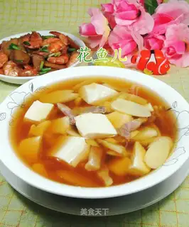 Salt lashes and tofu soup