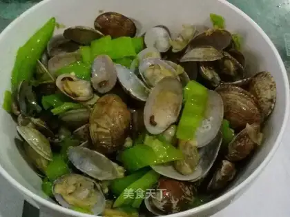 Pop-fried clams