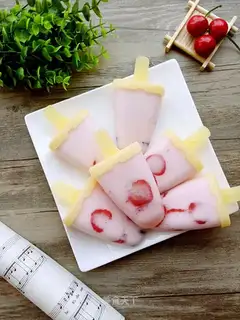 Fruit yogurt cream