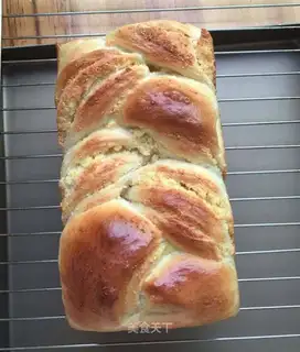 Torn palm toast