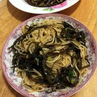 Cold noodles