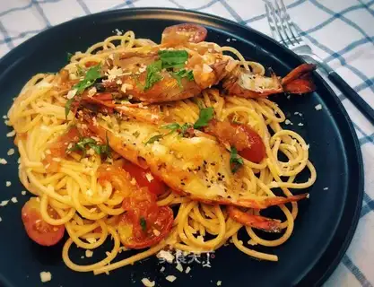Shrimp pasta