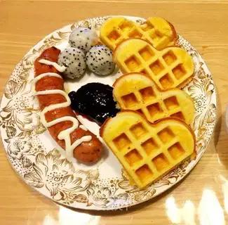 Waffles sausage fruit mix