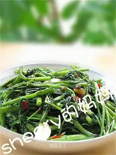 stir-fried cabbage with spicy sauce