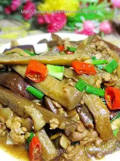 Beer, minced meat, eggplant