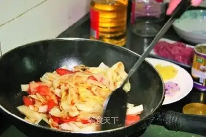 stir-fried cabbage with tomato