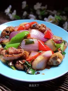 Chicken leg with onion