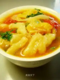 Tomato noodles and fish cabbage