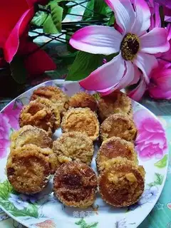 Two-color potato cake