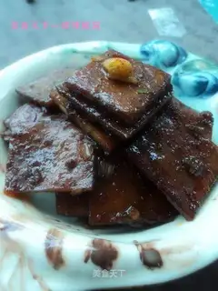 Dried tofu with chopped green onion in Pi County sauce