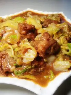 Return to the pot of pork ribs and cabbage
