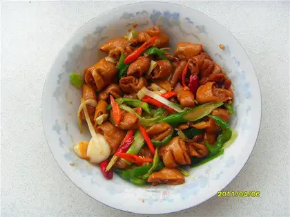 stir-fried pork sausage with pepper