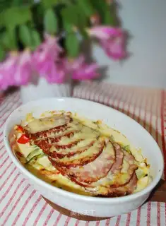 Roasted bacon with cream