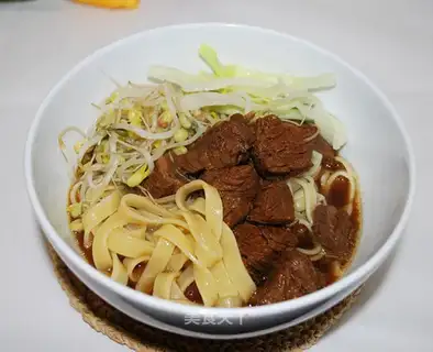 Braised beef pasta