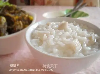 Wheat and taro porridge