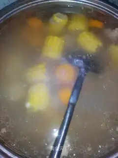 Carrot corn chop soup