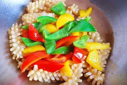 Pepper squid flowers