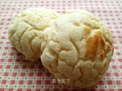 Pineapple bread