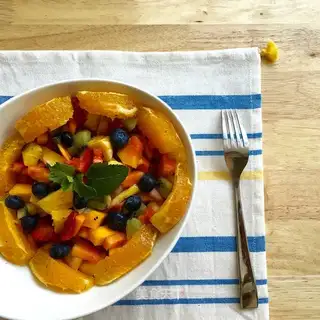 Vanilla syrup and fruit salad