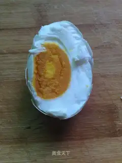 A simple way to boil eggs