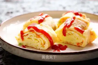 A simple breakfast with a thick egg