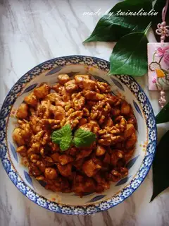 Peach chicken