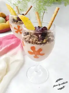 Strawberry cheese mousse