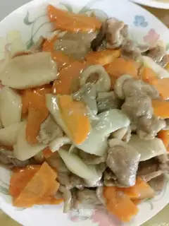 Ginger-tip duck