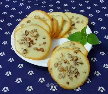 Plum pecan