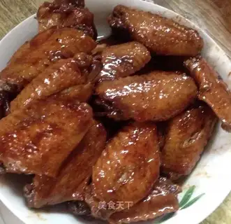 Red chicken wings