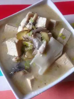 Tofu bass soup