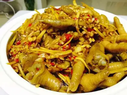 Sour chicken claws