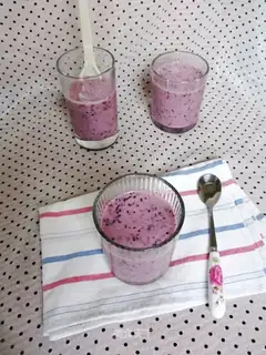 Blueberry yogurt