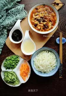Tianjin-san is fighting for noodles