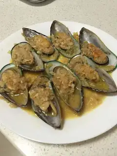 French cream mussels