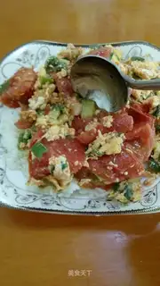 Tomato egg cover cooking