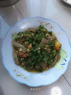 Spicy pig skin