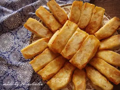 Pork Bean Pots